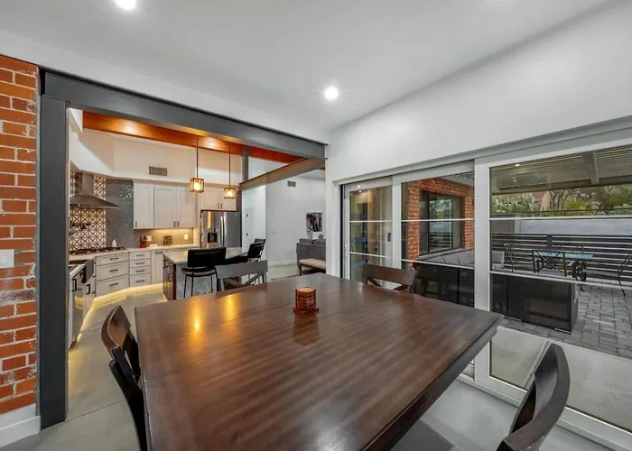 House And Casita, Total Of 4 Bedroom And 3 Ba, Sam Hughes *