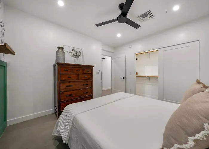 Holiday home House And Casita, Total Of 4 Bedroom And 3 Ba, Sam Hughes Tucson