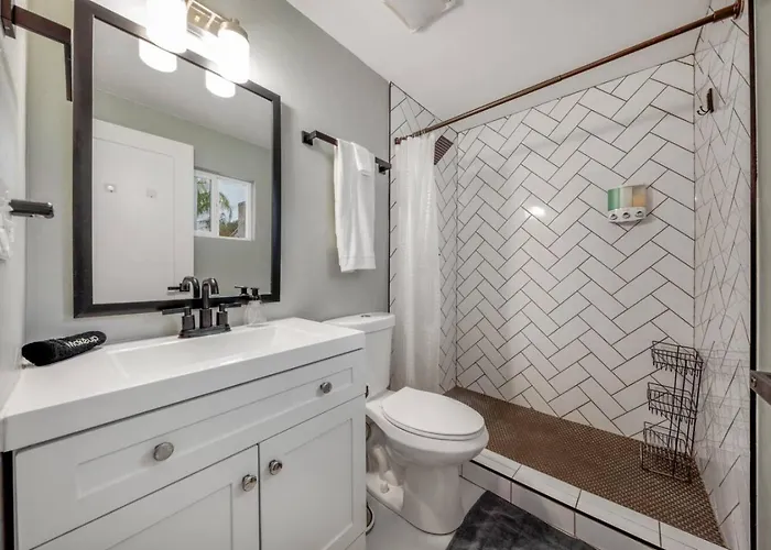 House And Casita, Total Of 4 Bedroom And 3 Ba, Sam Hughes * Tucson